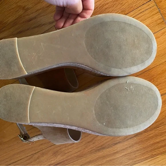 Steve Madden “Caytln Sand Suede” - Picture 3 of 8